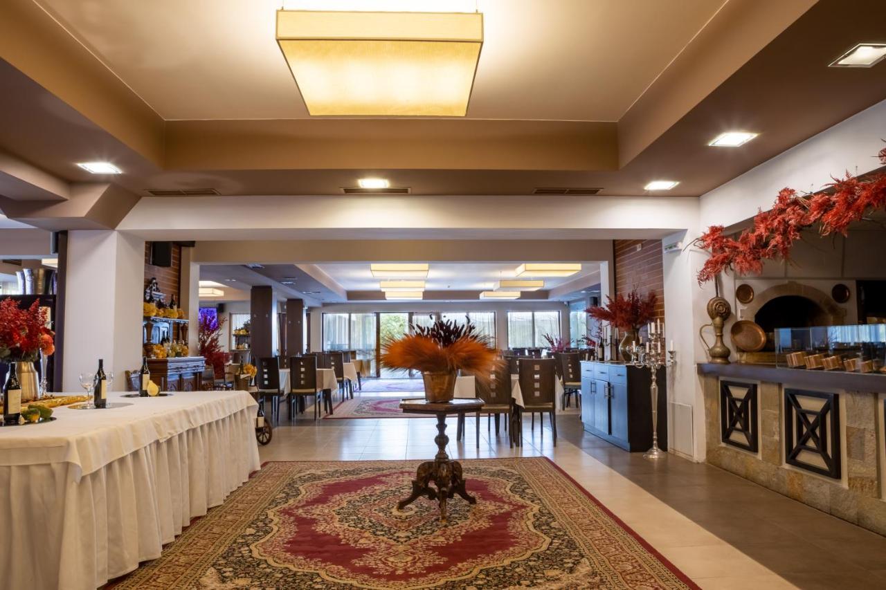 Ostrova Holiday Village Beli Osum Ngoại thất bức ảnh