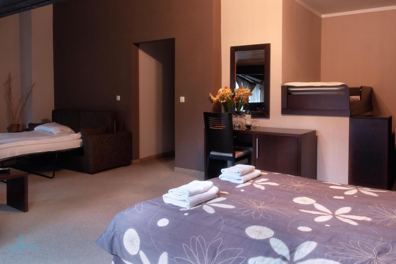 Ostrova Holiday Village Beli Osum Ngoại thất bức ảnh